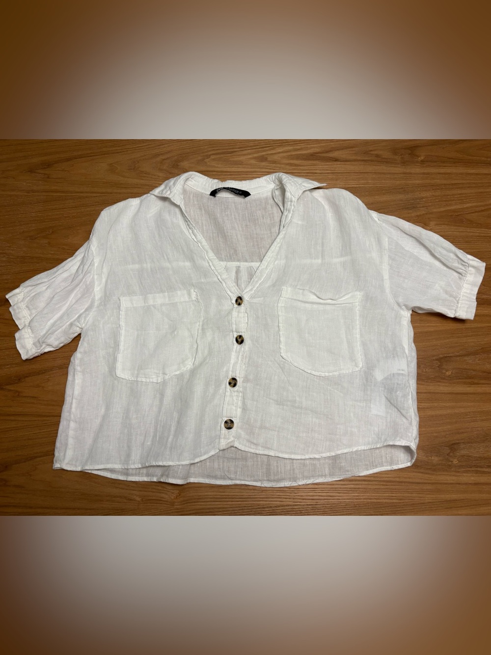 Women’s White Linen Button-Front Shirt